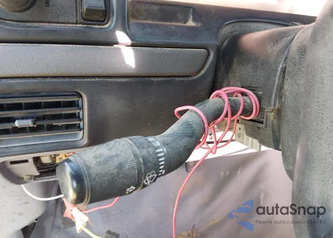 1994 Ford F150 z USA, uszkodzony, nr VIN 2FTEF15YXRCA67025